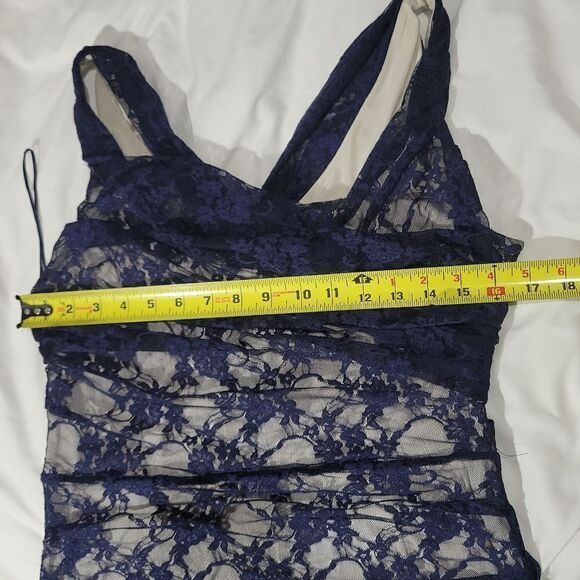 Express blue/nude lace overlay dress - Picture 8 of 10